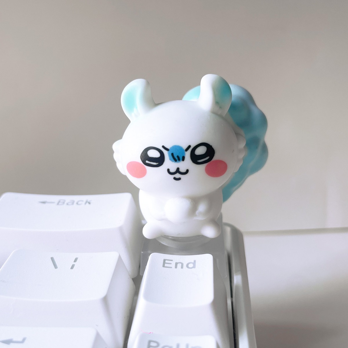 Keycap Artisan Anime - Милые сменные светящиеся кейкапы из смолы